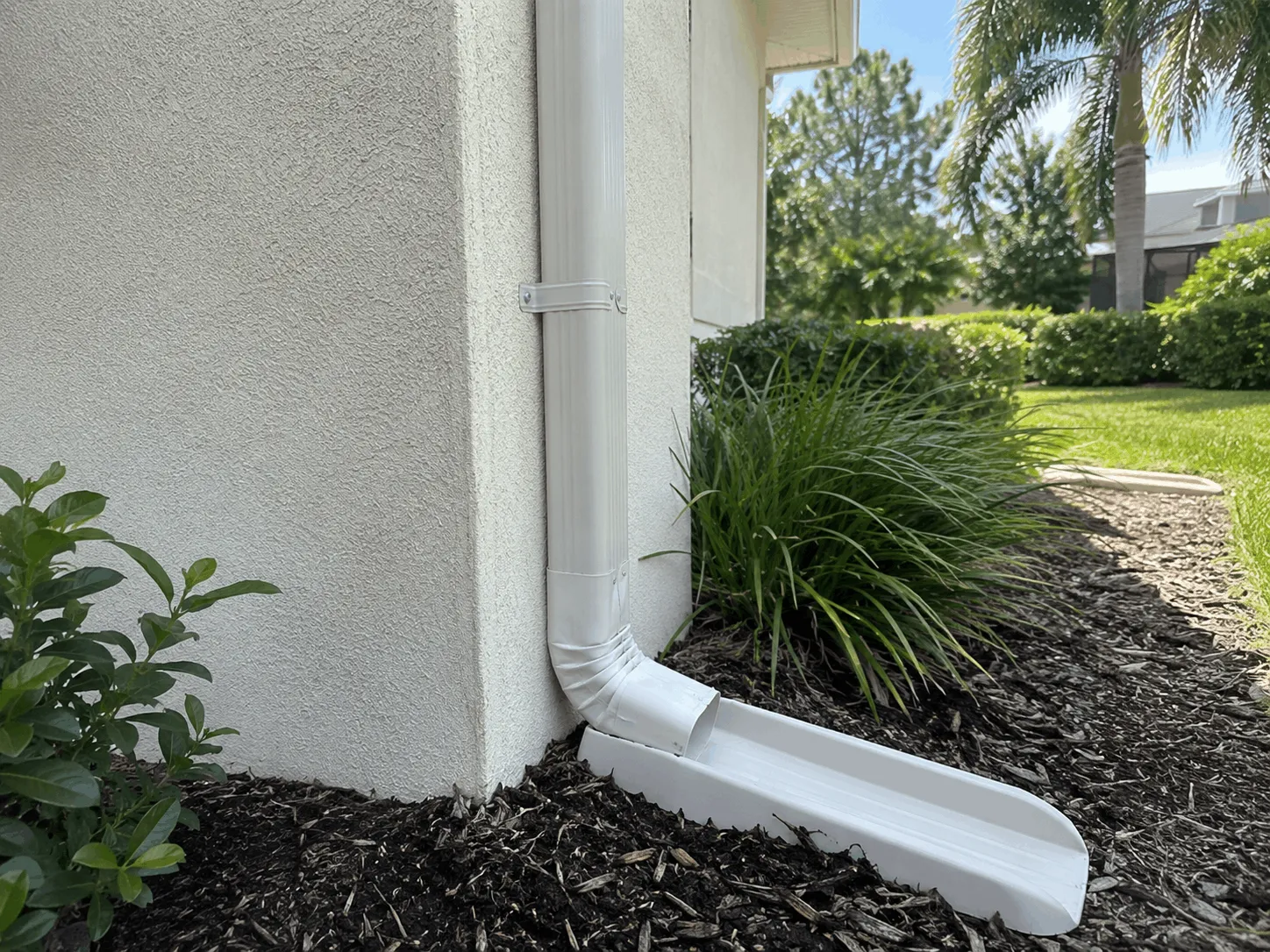 Staining below a failed gutter joint