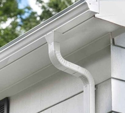 Seamless vs Sectional Gutters